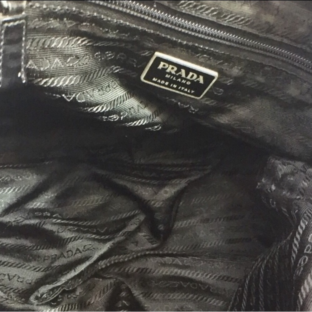 🆕 Prada Large Backpack 🎒 - Picture 6 of 10